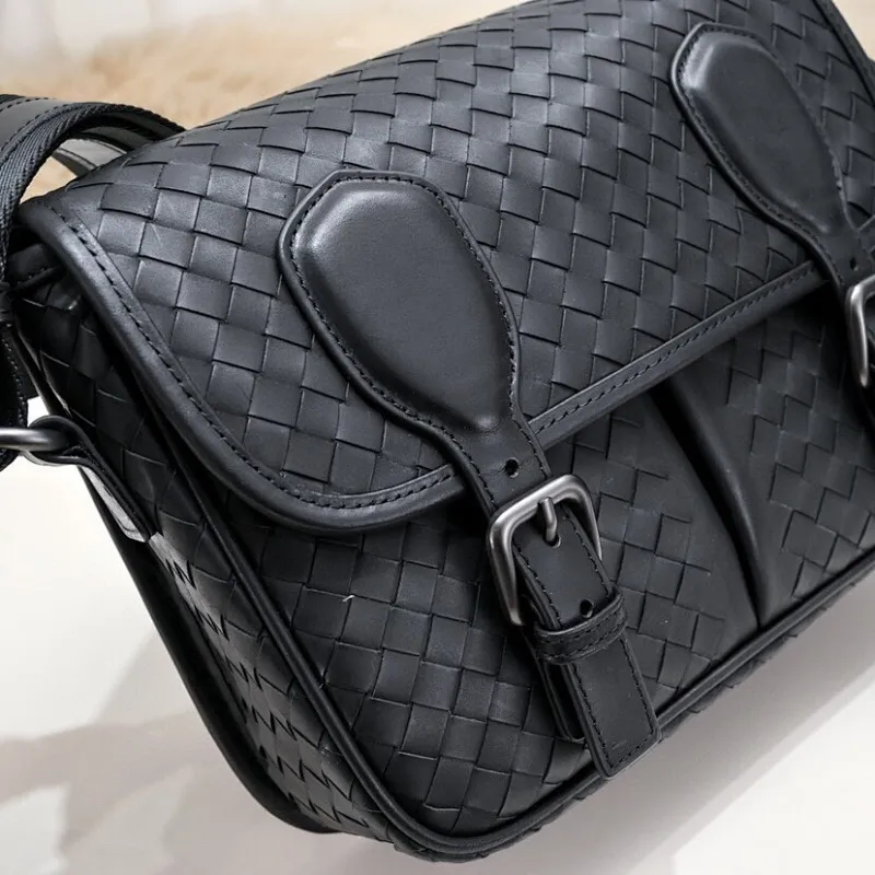 All categories 💚 Top version men’s bags 💚 BV 2024 new BV crossbody bag